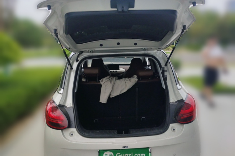 五菱汽车 五菱缤果 2024款 333km 灵犀互联款局部细节23