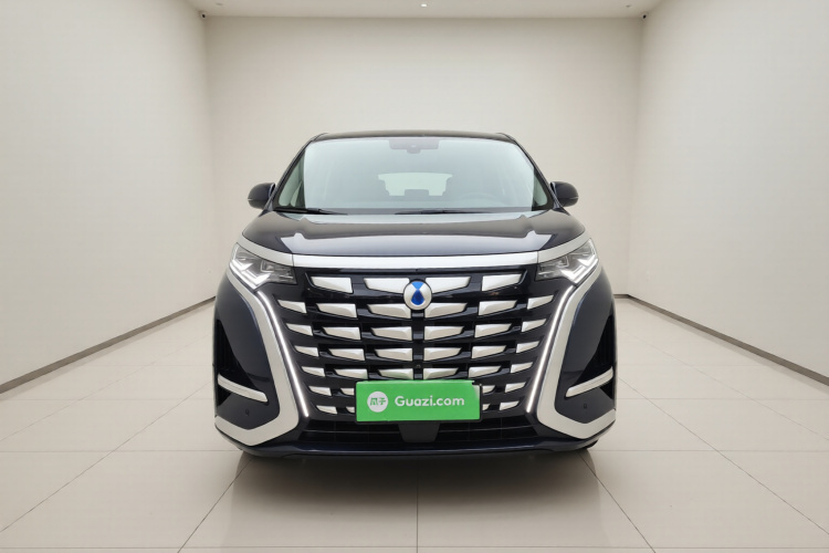 腾势D9 2022款 DM-i 970 四驱旗舰型车身外观2