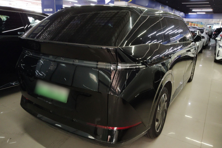 小鹏X9 2024款 610长续航Pro车身外观6005