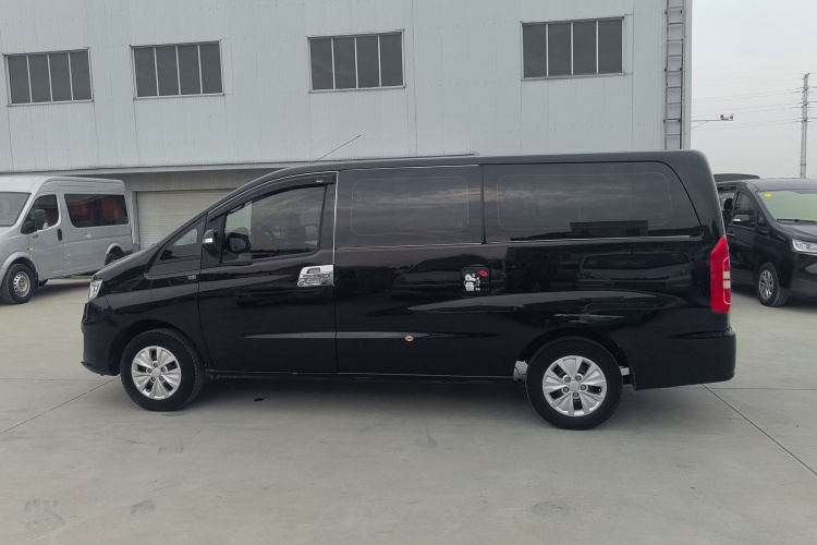 江淮瑞风 瑞风M3 2022款 PLUS 宜家版 1.8L 舒适型车身外观6007