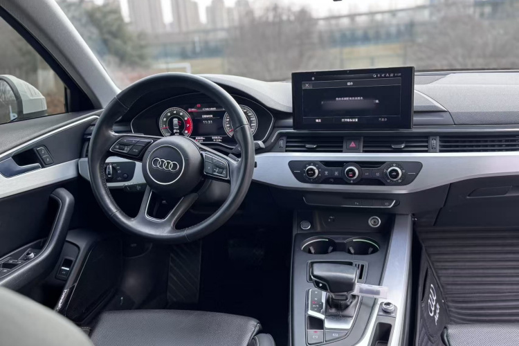 奥迪A4L 2020款 40 TFSI 时尚动感型中控内饰7004