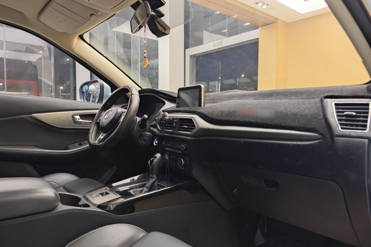 东风风光 风光S560 2018款 1.8L CVT尊贵型中控内饰7001