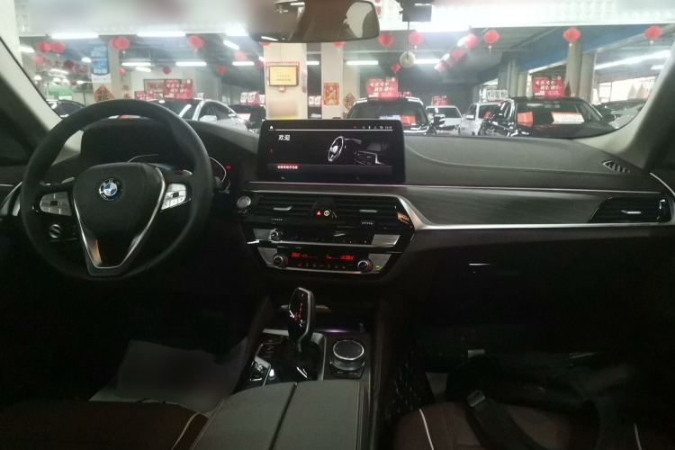 宝马5系 2021款 530Li xDrive 豪华套装中控内饰7002