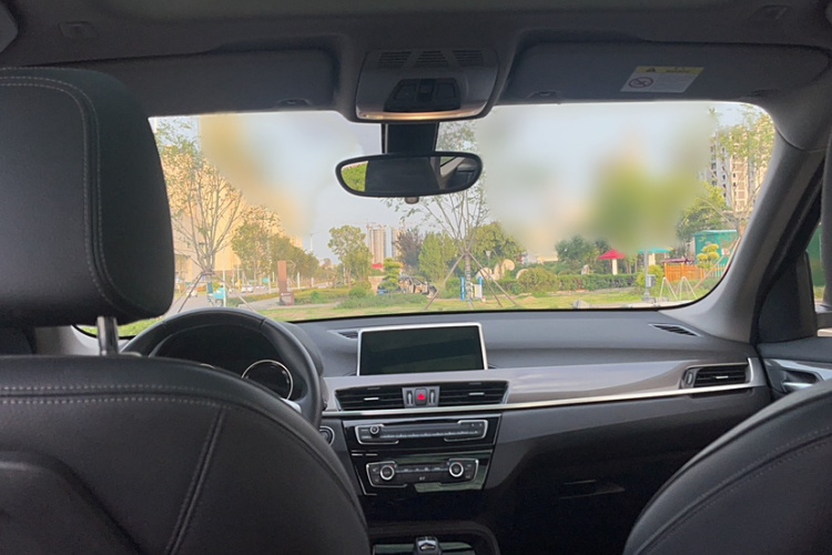 宝马X1新能源 2019款 xDrive25Le 豪华型中控内饰7004