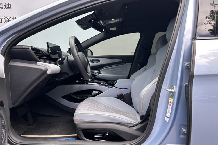 比亚迪 海豹 2023款 冠军版 550km 尊贵型中控内饰7007
