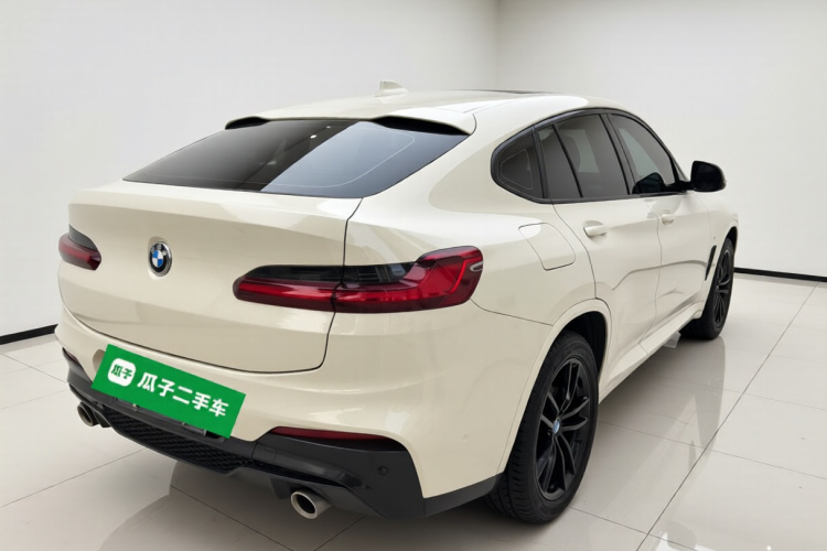 宝马X4 2020款 xDrive25i M运动套装车身外观7