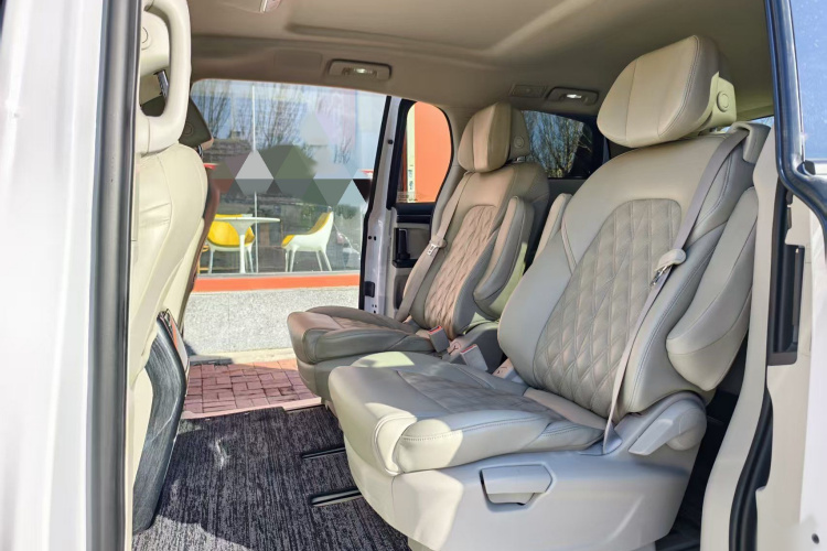 别克GL8 2023款 ES陆尊 舒适型中控内饰7005