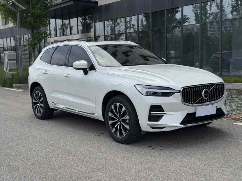 沃尔沃XC60 2023款 B5 四驱智远豪华版(3)