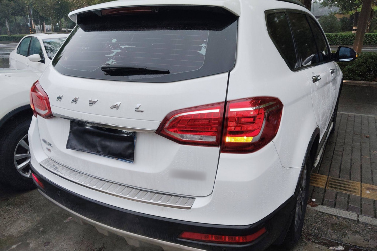 哈弗H6 2015款 运动版 1.5T 自动两驱豪华型车身外观7