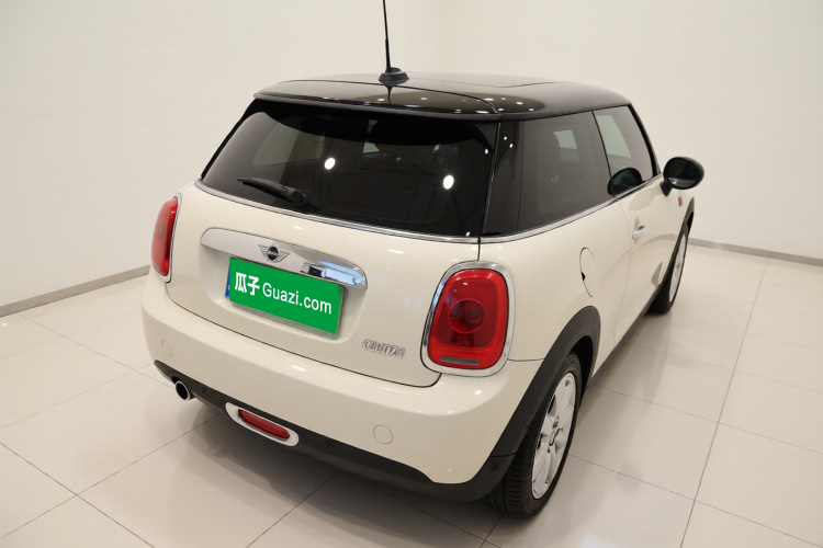 MINI 2014款 1.5T COOPER Fun车身外观7