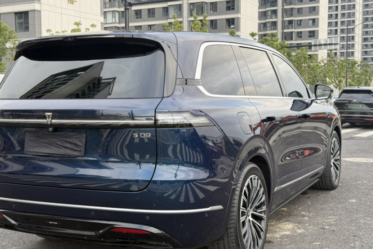 深蓝汽车 深蓝S09 2025款 四驱Ultra+ 高定版车身外观6005
