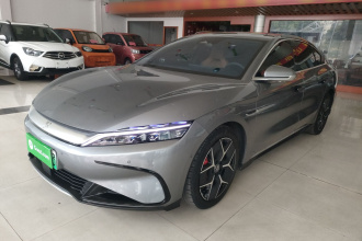 比亚迪 汉 2022款 EV 创世版 715KM前驱旗舰型