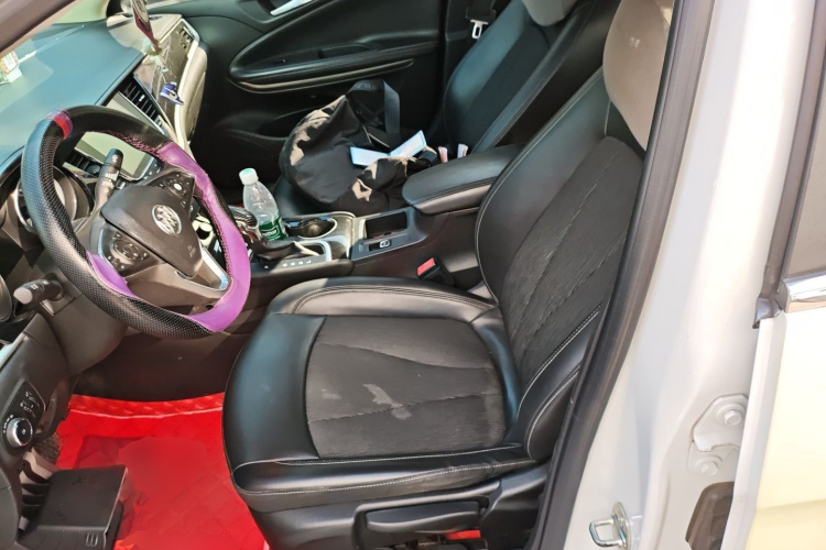 别克 威朗 2015款 三厢 20T 双离合领先型中控内饰19