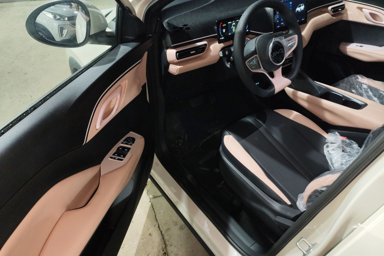 比亚迪 海鸥 2025款 智驾版 305km 活力版中控内饰20