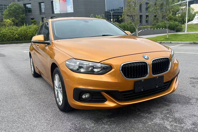 宝马1系 2017款 118i 时尚型车身外观6002