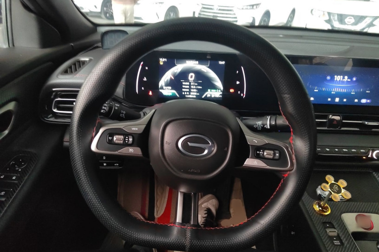 广汽传祺 2023款 影豹H 高能混动版中控内饰13