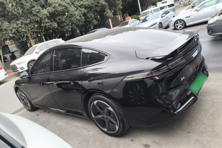 东风奕派 eπ007 2024款 增程 200如奕版车身外观4