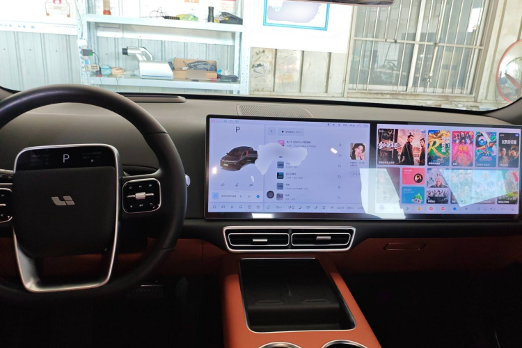 理想汽车 理想L6 2025款 Pro 智能焕新版中控内饰12