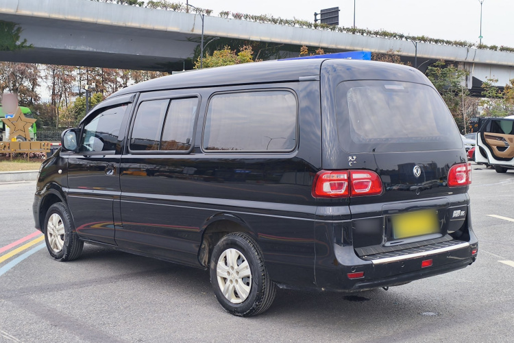 东风风行 菱智 2020款 M5L 1.6L 实用型车身外观6005