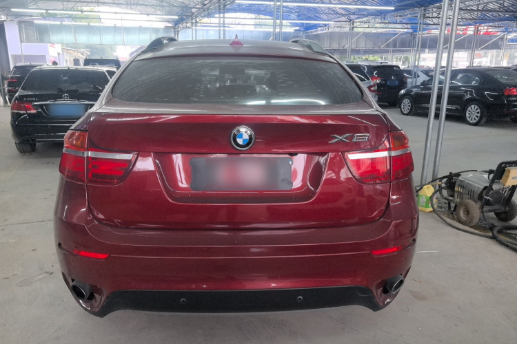 宝马X6 2013款 xDrive35i车身外观6