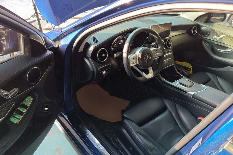 奔驰C级 2020款 C 200 L 时尚型运动版中控内饰7003