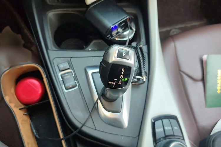 宝马1系(进口) 2013款 改款 116i 领先型局部细节18