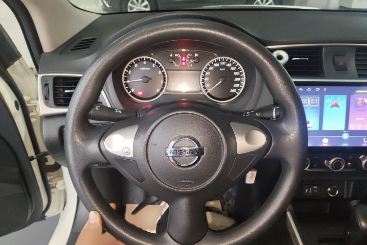 日产 轩逸 2022款 经典 1.6XE CVT舒适版局部细节13