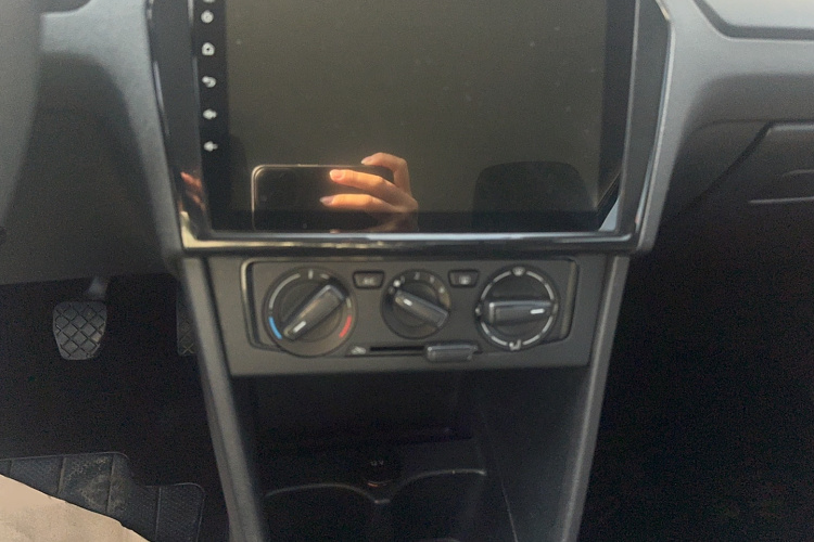 大众 捷达 2015款 质惠版 1.6L 手动时尚型局部细节16