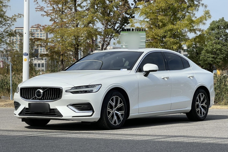 沃尔沃S60 2024款 B4 智逸豪华版车身外观6001