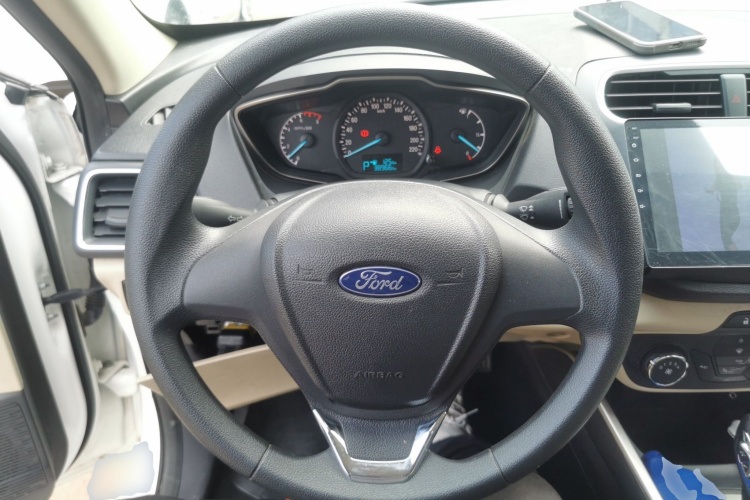 福特 福睿斯 2017款 1.5L 自动舒适型中控内饰13