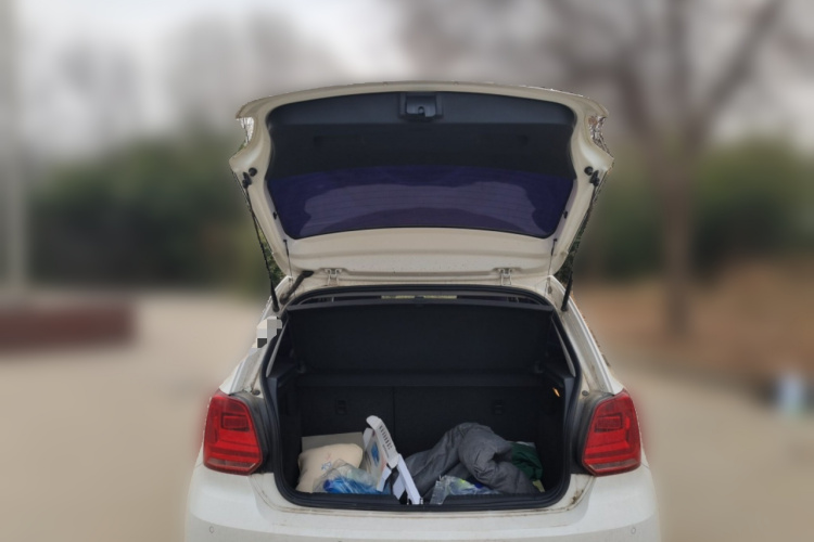 大众 Polo 2014款 1.6L 自动舒适版中控内饰23