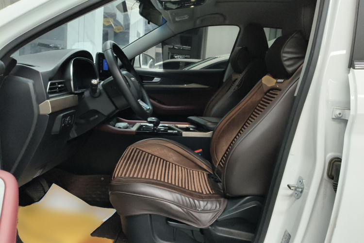 捷途X70 2023款 1.5T DCT超越PRO版 5座中控内饰19