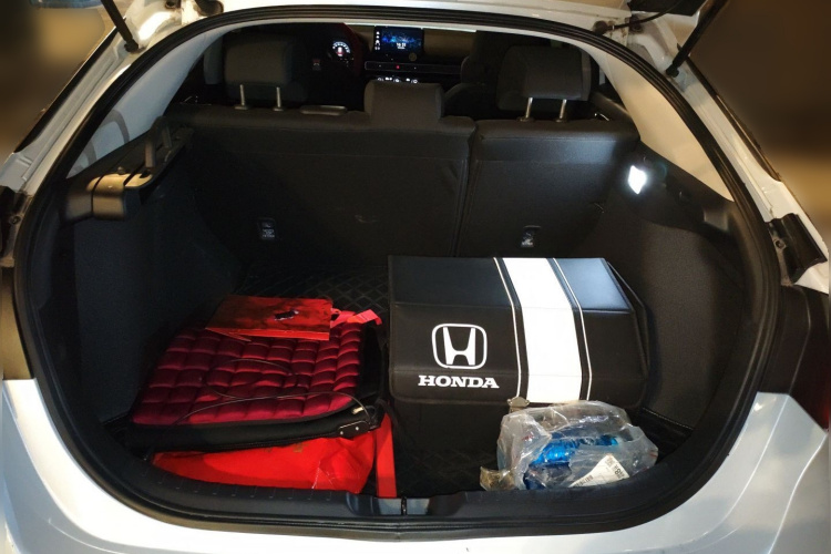 本田 思域 2023款 HATCHBACK 2.0L e:HEV 极曜版中控内饰23