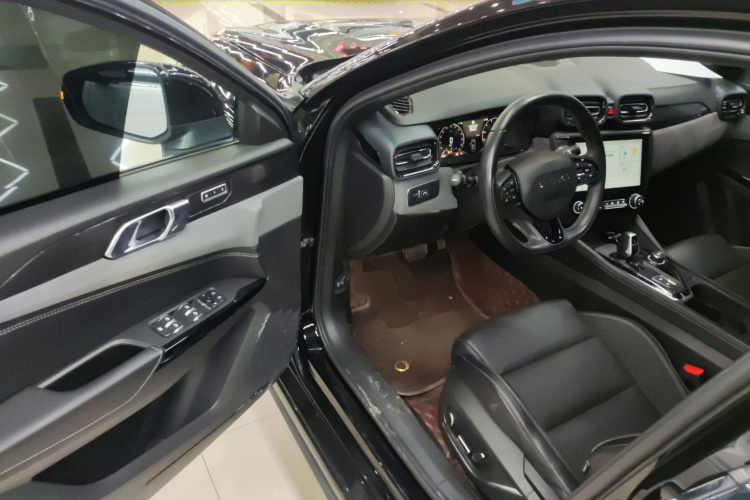 领克03 2022款 1.5TD DCT劲Pro中控内饰20