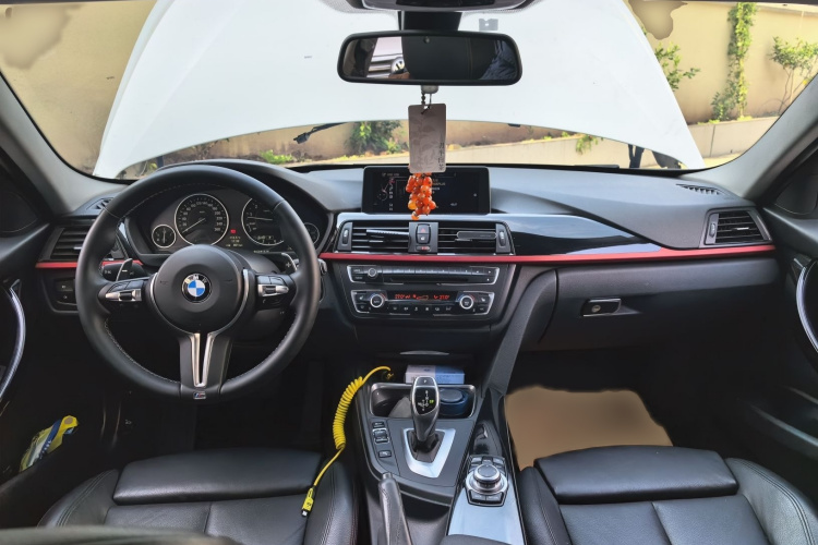 宝马3系(进口) 2013款 改款 328i运动设计套装中控内饰7002