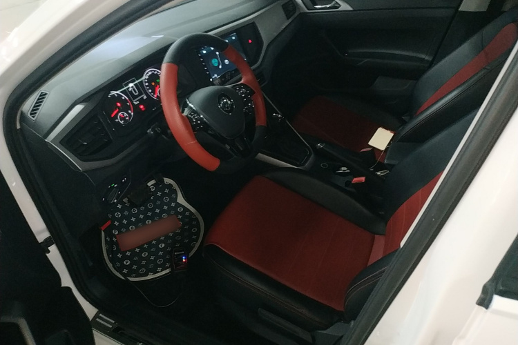 大众 Polo 2019款 Plus 1.5L 自动全景乐享版中控内饰19