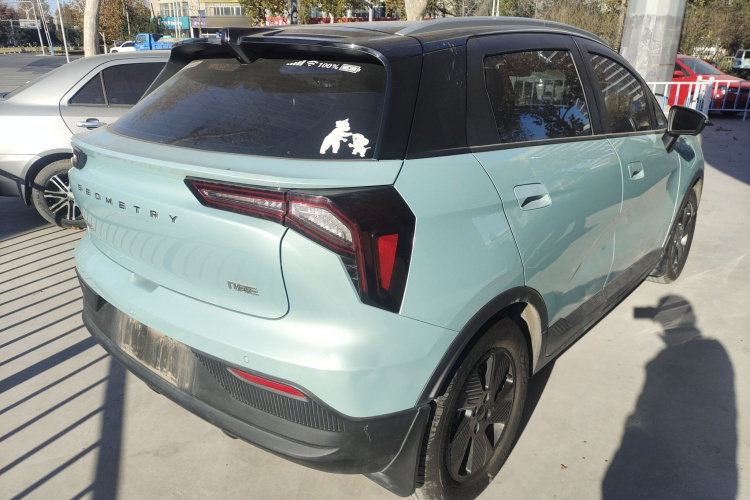 吉利几何E萤火虫 2022款 401KM 霹雳虎 4座车身外观6005