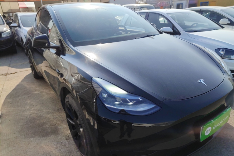 特斯拉 Model Y 2022款 改款 后轮驱动版车身外观3