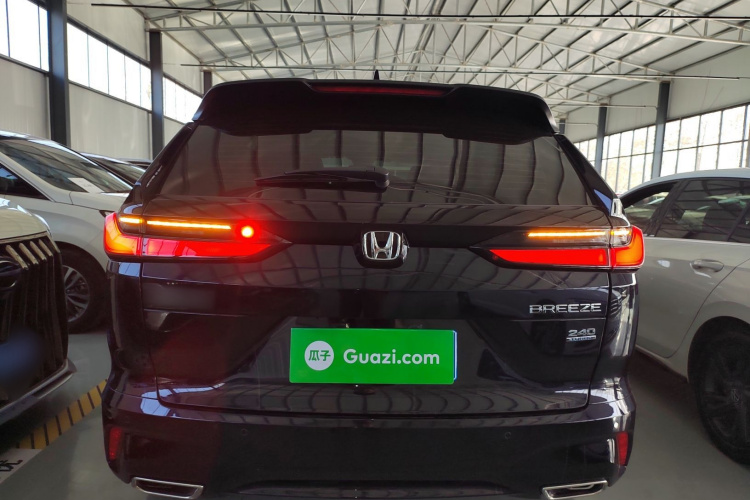 本田 皓影 2025款 240TURBO 两驱豪华版 5座车身外观6