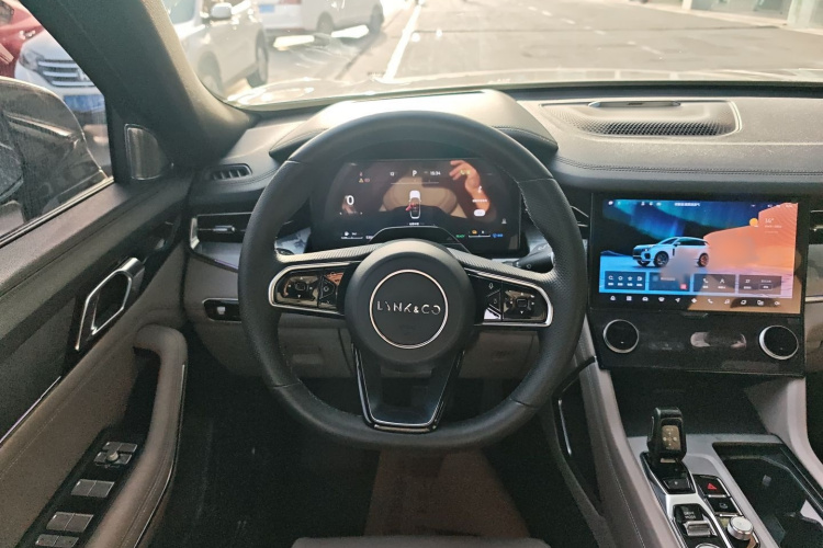 领克09 EM-P 2023款 2.0TD EM-P 远航版PM 六座局部细节13