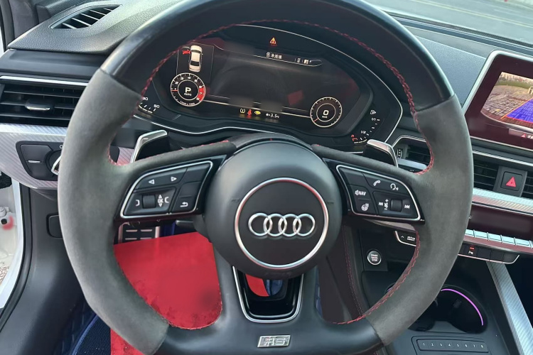 奥迪A4L 2017款 40 TFSI 时尚型中控内饰7003