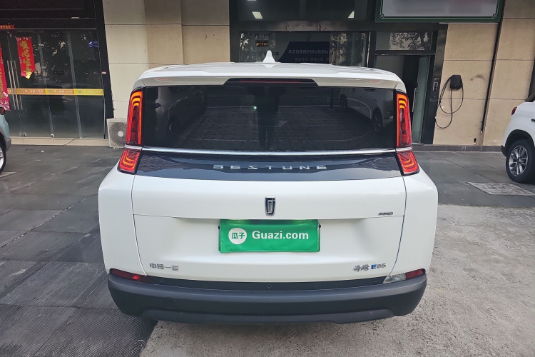 奔腾NAT 2023款 PRO 舒享出行换电版 401km车身外观6004