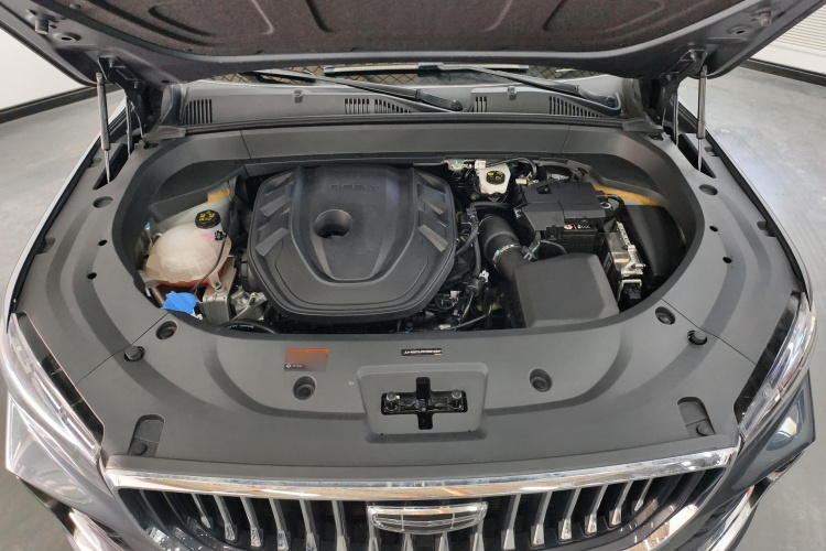 吉利汽车 星越L 2021款 2.0TD DCT EVO两驱智尊型机舱底盘24