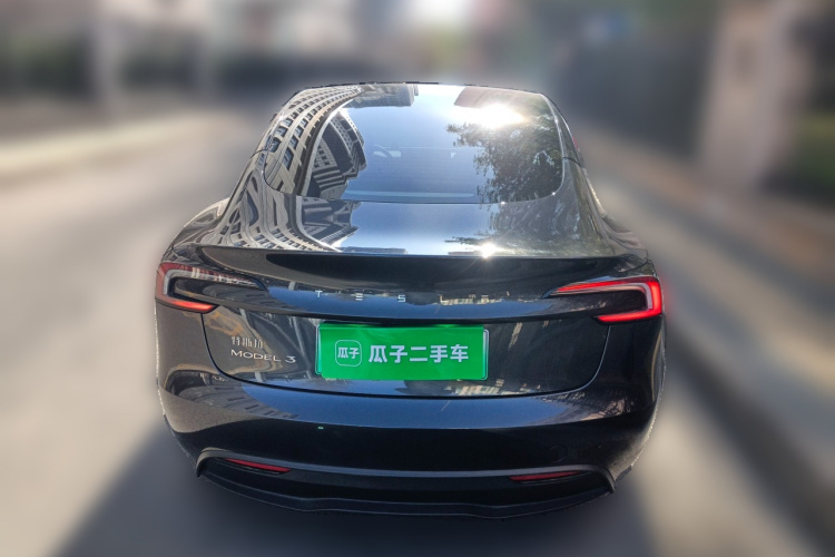 特斯拉 Model 3 2023款 后轮驱动版车身外观6004