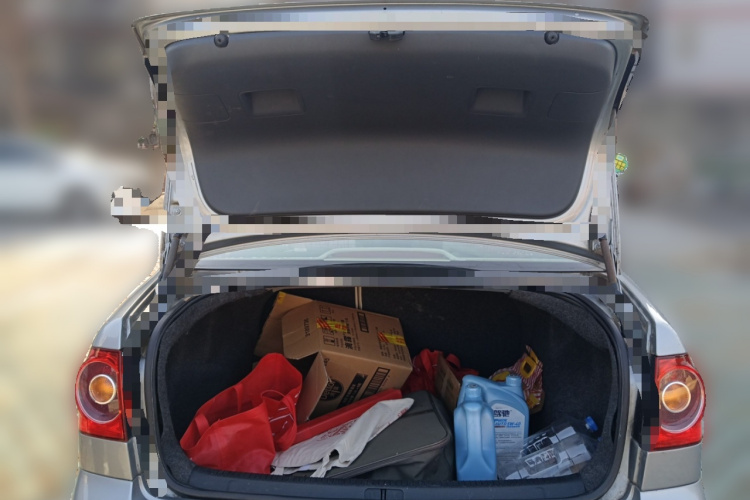 大众 Polo 2008款 劲取 1.4L 自动雅致版中控内饰23