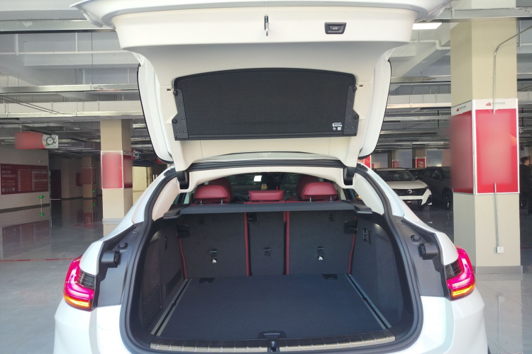 宝马X4 2022款 xDrive 25i M运动套装局部细节23