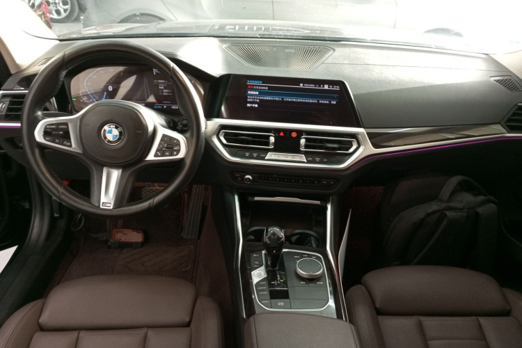 宝马3系 2021款 改款 325Li xDrive M运动套装中控内饰12