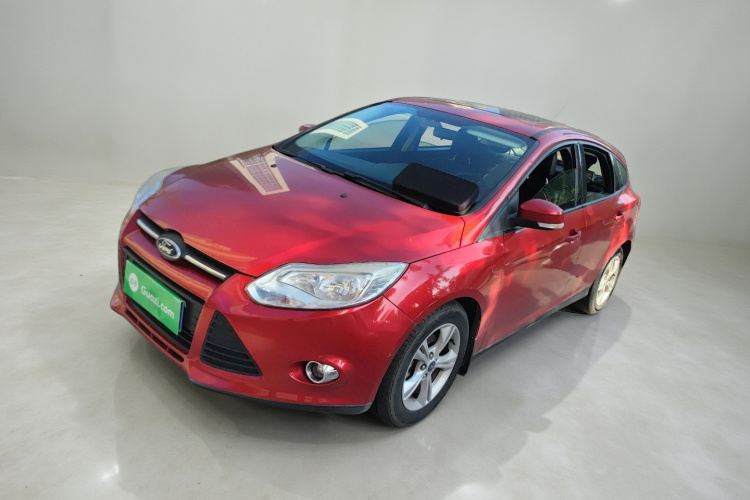 福特 福克斯 2012款 两厢 1.6L 自动风尚型车身外观1