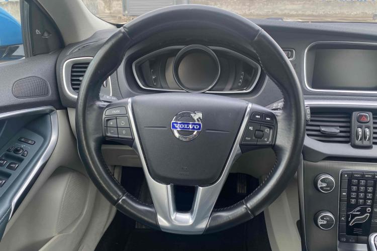 沃尔沃V40 2014款 2.0T 智雅版局部细节13