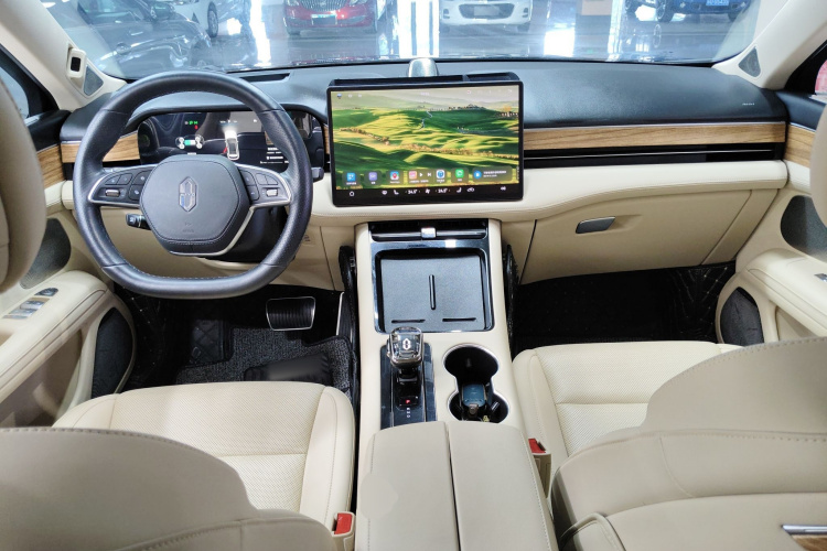 鸿蒙智行 问界M5 2022款 纯电四驱性能版中控内饰7002